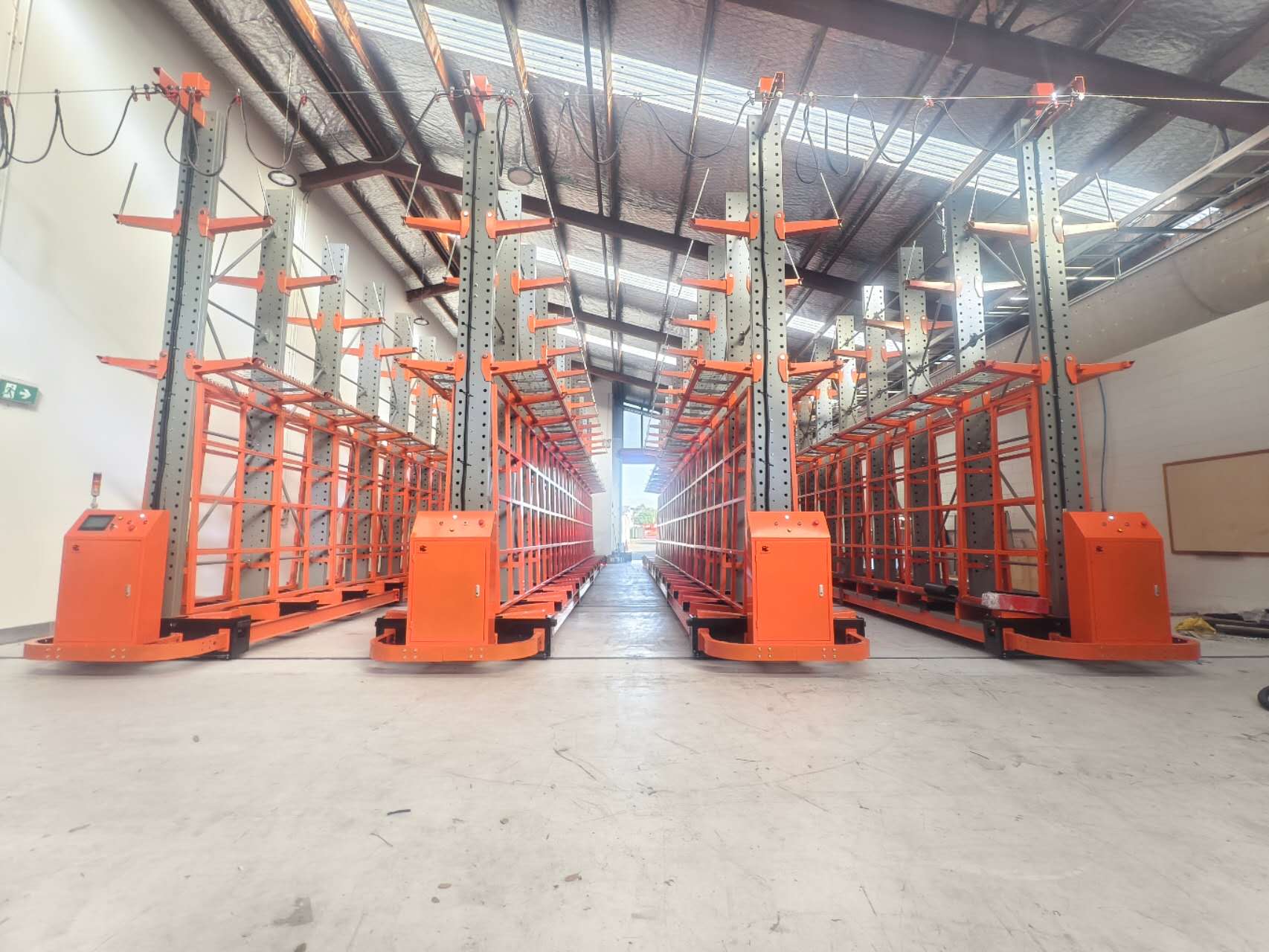 mobile cantilever racking.jpg